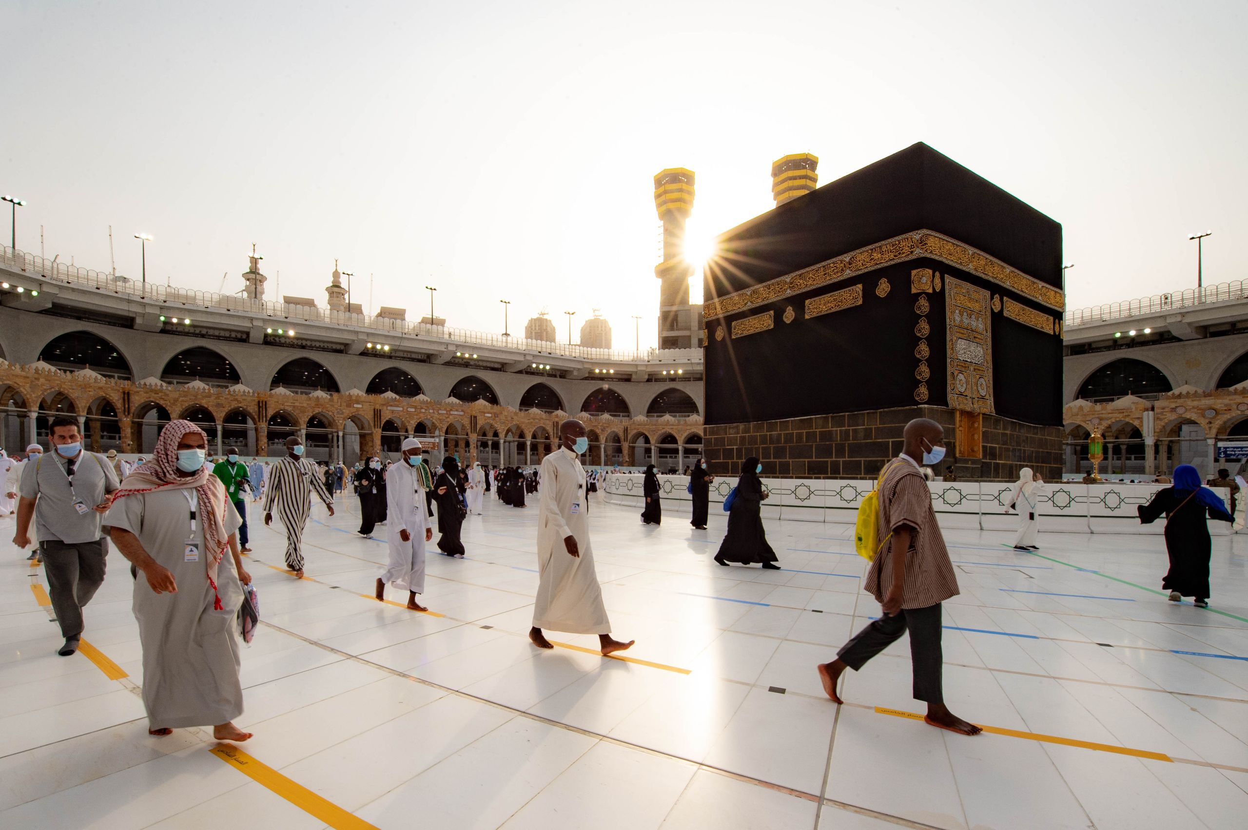 Grâce aux mesures de précaution extraordinaires prises par l’Arabie saoudite, pas un seul cas de COVID-19 n'est apparu durant le Hajj. (Ministère saoudien des médias)   