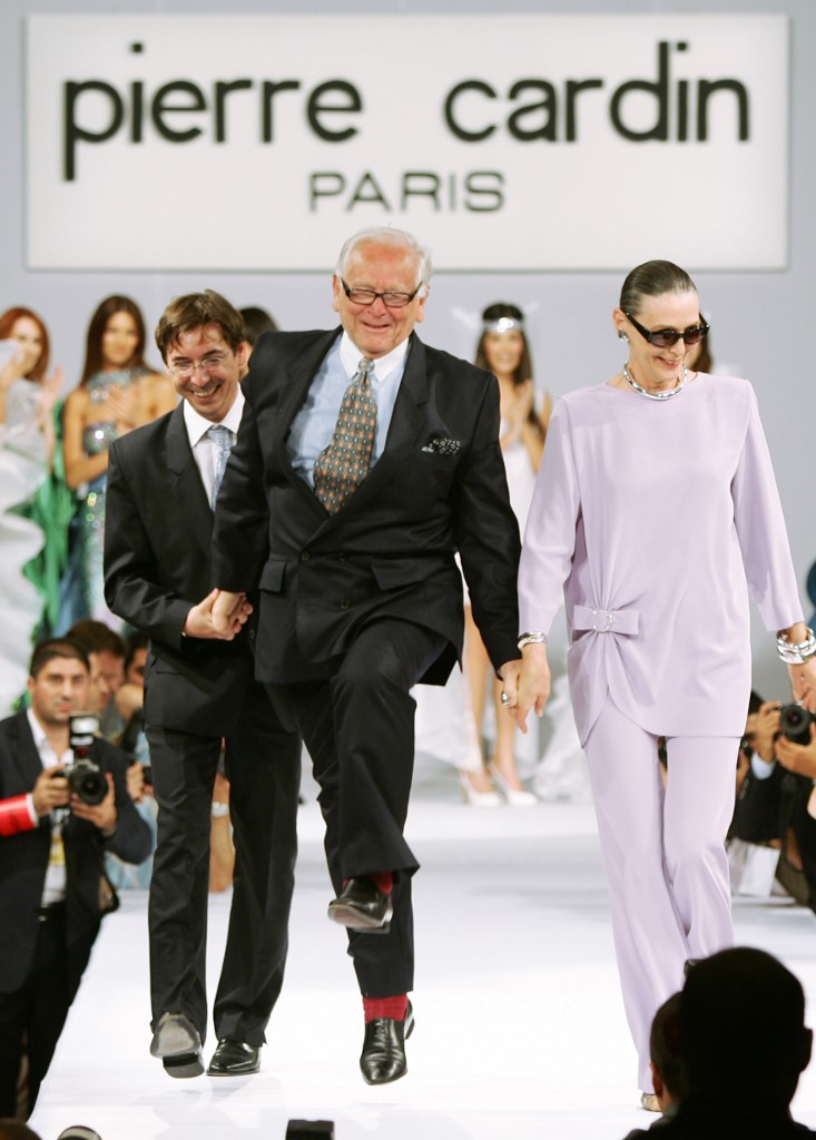 Le couturier français Pierre Cardin est mort