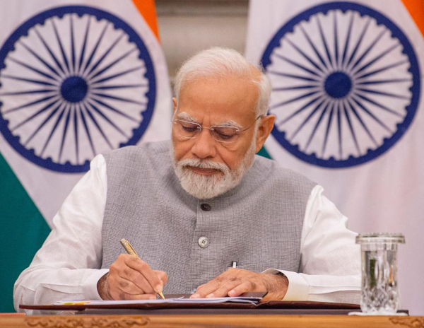 Le prince héritier d’Arabie saoudite, Mohammed ben Salmane, a conclu plusieurs accords avec le Premier ministre indien, Narendra Modi. (Twitter : @spagov)