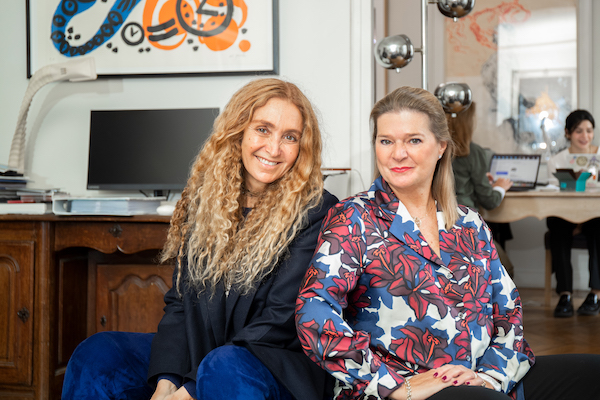 Joanna Chevalier, directrice artistique (à gauche) et  Laure d'Hauteville, fondatrice et directrice de Menart fair (photo, JulesMonnier)