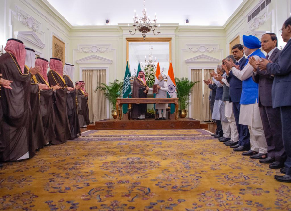 Le prince héritier d’Arabie saoudite, Mohammed ben Salmane, a conclu plusieurs accords avec le Premier ministre indien, Narendra Modi. (Twitter : @spagov)