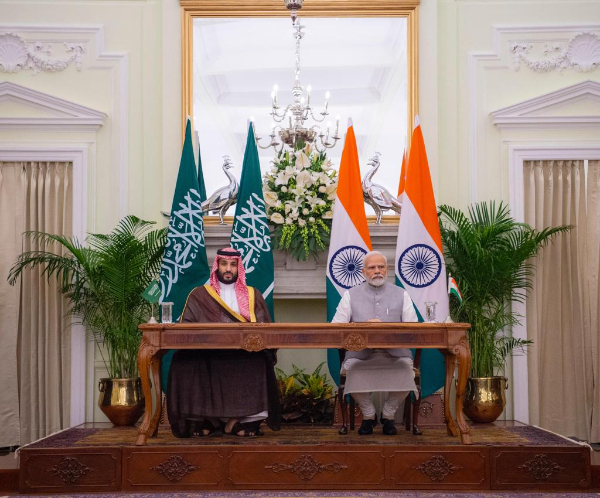 Le prince héritier d’Arabie saoudite, Mohammed ben Salmane, a conclu plusieurs accords avec le Premier ministre indien, Narendra Modi. (Twitter : @spagov)