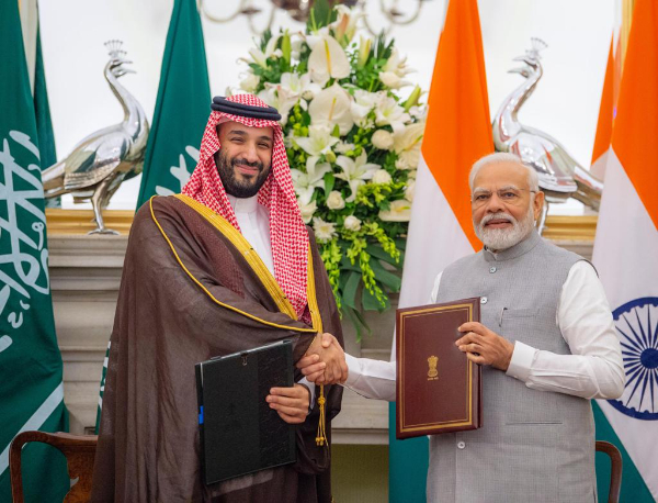 Le prince héritier d’Arabie saoudite, Mohammed ben Salmane, a conclu plusieurs accords avec le Premier ministre indien, Narendra Modi. (Twitter : @spagov)