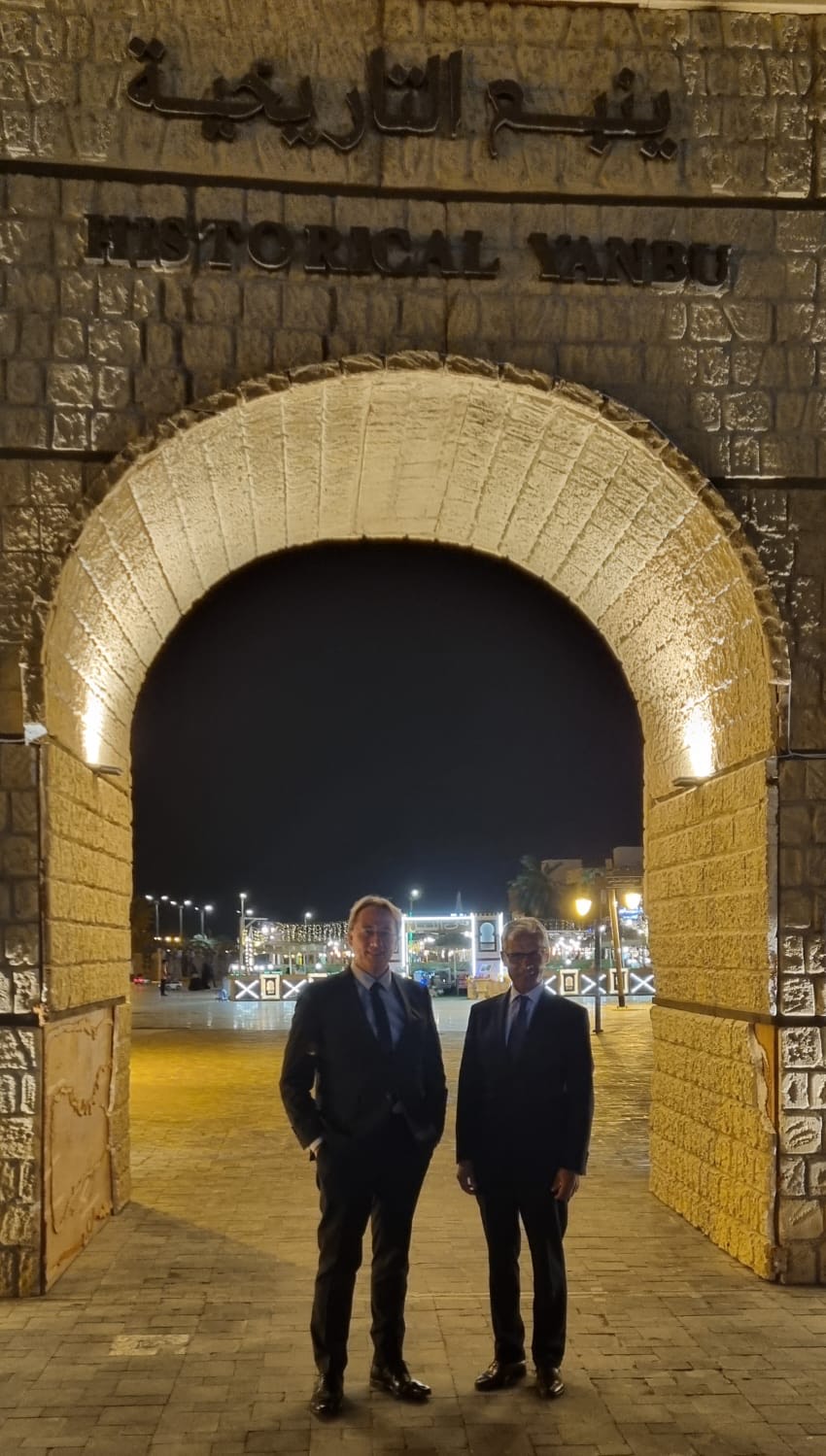 M.  Pouille et le Dr Al-Qurashi ont exploré la contribution des entreprises françaises au développement économique de la grande ville industrielle de l’ouest (Photo, fournie).