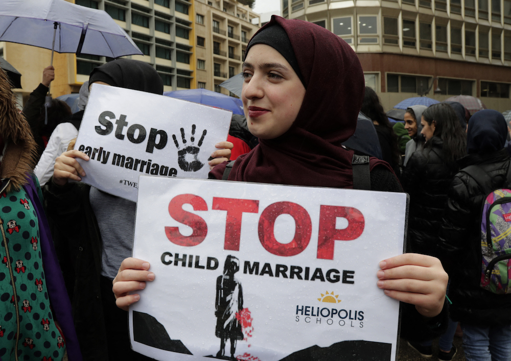 Selon un rapport publié par Human Rights Watch en 2017, ce serait une «mesure de bon sens» de relever sans délai l'âge minimum du mariage à 18 ans, sans aucune exception. (AFP/File Photo)