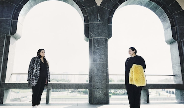 Les sœurs saoudiennes Siham et Sarah Albinali à Doha, lors du prix FTA (fournie)
