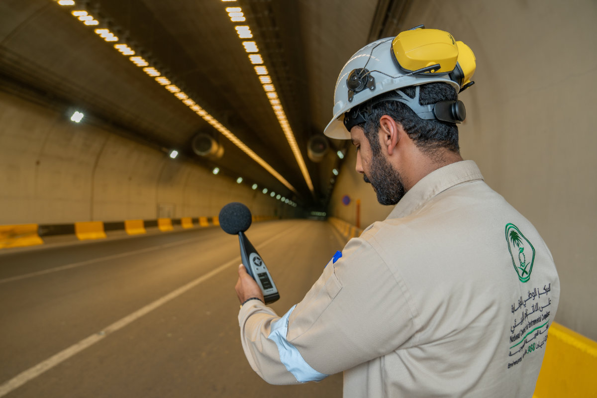Les inspecteurs du NCEC ont répondu à 4 267 rapports sur des violations de la qualité de l'air, de l'eau et du sol au cours du premier semestre de cette année, contre 2 670 en 2024. (Fourni/NCEC)