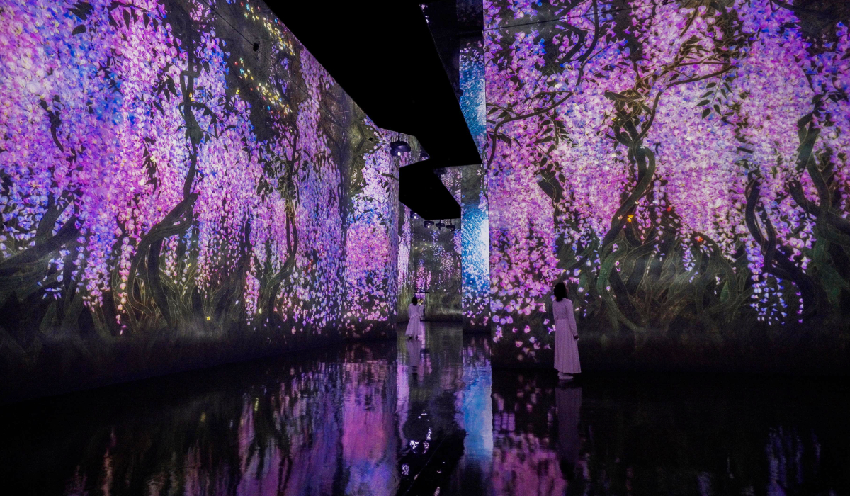 Les œuvres d'art interactives du TeamLab Borderless réagissent au mouvement et évoluent avec le temps, de sorte qu'aucune visite n'est identique à l'autre. (Fourni)