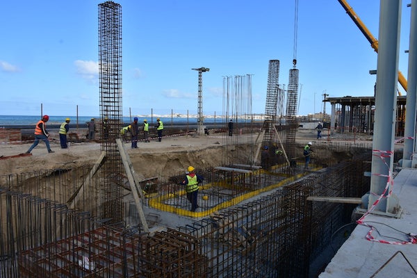 Une station de dessalement d'eau de mer en cours de réalisation à Alger (fournie)