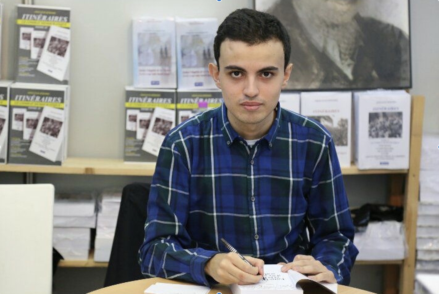 Mohamed Abdallah, un jeune romancier français d'origine algéro-libanaise de 24 ans