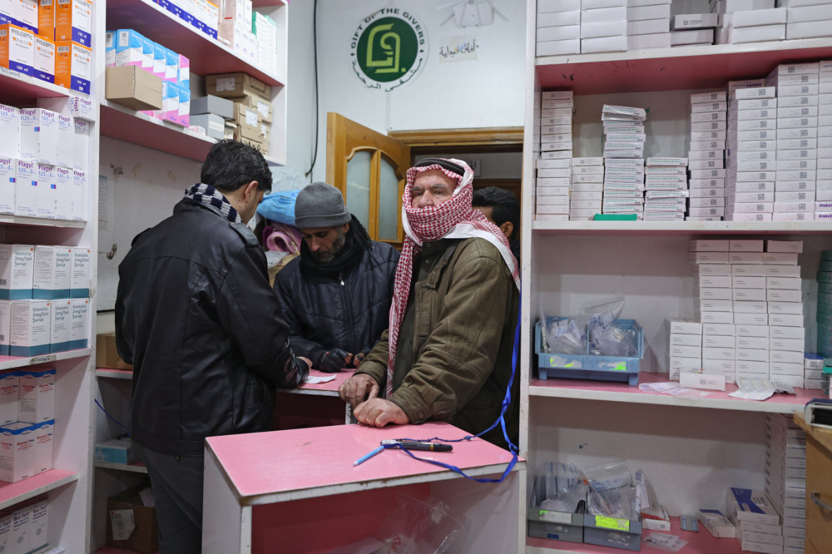Pour de nombreuses personnes vivant dans les communautés pauvres de Syrie, tout médicament vaut mieux que pas de médicament. (AFP)