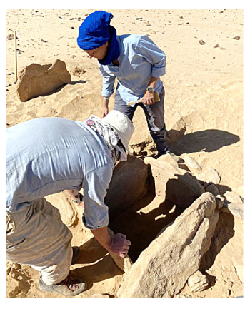 Archéologues à l'oeuvre (fournie)