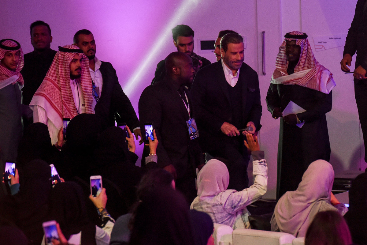 L'acteur hollywoodien John Travolta assistant à un événement spécial organisé par l'Autorité générale pour le divertissement du Royaume à Riyad en 2017. (AFP)