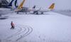 Trafic interrompu à l'aéroport d'Istanbul en raison de la neige 