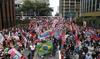 Brésil: fin de campagne à pied et à moto pour Lula et Bolsonaro