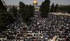 Jérusalem: l'esplanade des Mosquées comble pour le premier vendredi du ramadan 