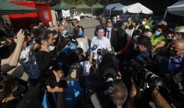 A Beyrouth, David Hale rencontre les bénévoles du "base camp" près du port et constate « l’absence de l’État »