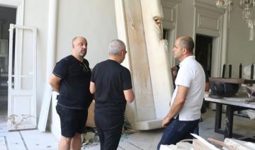 Le célèbre couturier Elie Saab retrouve sa maison en ruines à Beyrouth