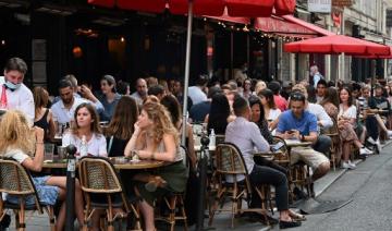 La fermeture à 23H00 des bars et restaurants à Paris "pas exclue", selon Attal