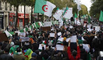 Manifestation d'Algériens à Paris pour fêter le «premier printemps» en 1988