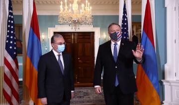 Washington dit que l'Arménie a accepté une trêve, mais "pas encore" l'Azerbaïdjan