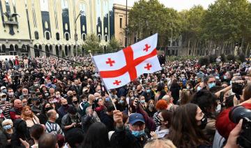 Géorgie: plusieurs milliers de manifestants exigent de nouvelles élections