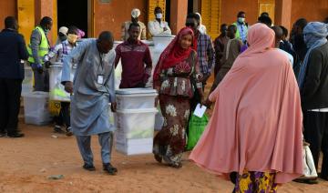 Le Niger élit son président pour une transition pacifique inédite