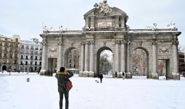 Le centre de l'Espagne toujours paralysé après la tempête de neige