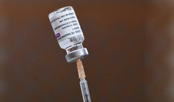 L’efficacité du vaccin d'AstraZeneca en question, l'OMS reste prudente