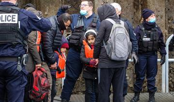 Pour les migrants, les lourdes séquelles d'une année de pandémie