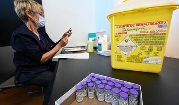 Le patron de Pfizer défend le prix élevé de son vaccin anti-Covid