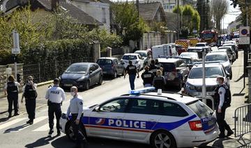 Attaque au couteau: la France ne cèdera «rien» face au «terrorisme islamiste», affirme Macron