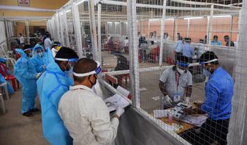 Inde: la vaccination ouverte à tous, l'aide française est arrivée