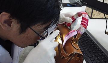 Luxe: le détecteur de faux, ange du marché de l'occase en Chine 