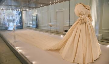 La robe de mariage de Diana au centre d'une exposition sur les créateurs de la famille royale