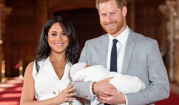 Le prince Harry et son épouse Meghan Markle avec leur nouveau-né, Archie Harrison Mountbatten-Windsor, à St George's Hall au château de Windsor, à l'ouest de Londres, le 8 mai 2019 (Photo, AFP)