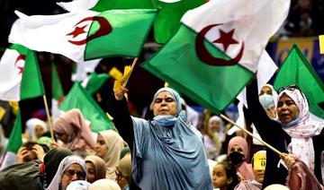 Des partisans du parti politique algérien Mouvement de la société pour la paix (MSP) assistent à un rassemblement électoral dans la capitale Alger, le 8 juin 2021 (Photo, AFP)