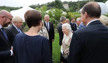 Les dirigeants du G7 se retrouvent autour d'Elizabeth II