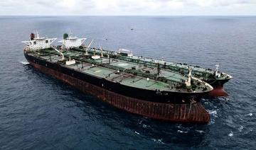 Un pétrolier iranien et un navire panaméen saisis, soupçonnés de transférer illégalement du pétrole dans les eaux indonésiennes, le 24 janvier 2021 (Fichier/AFP) 