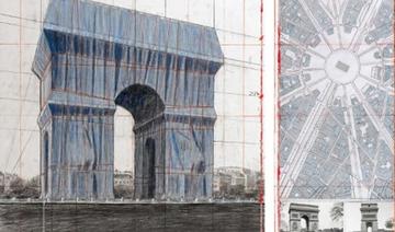 L'Arc de Triomphe à Paris empaqueté selon les voeux de Christo