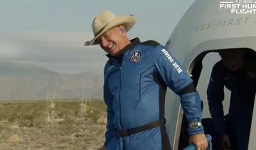 A bord de sa fusée Blue Origin, Jeff Bezos réalise à son tour son rêve d'espace 