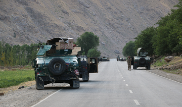 Des soldats afghans sur une route sur la ligne de front des combats entre les talibans et les forces de sécurité, près de la ville de Badakhshan, dans le nord de l'Afghanistan, dimanche juillet. 4, 2021 (AP) Des soldats afghans sur une route sur la ligne de front des combats entre les talibans et les forces de sécurité, près de la ville de Badakhshan, dans le nord de l'Afghanistan, dimanche juillet. 4, 2021 (AP) 