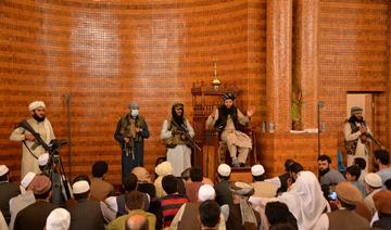 A Kaboul, la prière du vendredi sous l'œil des talibans