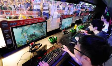 Chine: la presse critique les jeux vidéo, le secteur plonge en Bourse