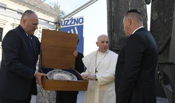 Devant les juifs slovaques, le pape exprime sa «honte» du passé