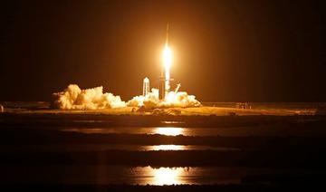 Les premiers touristes de SpaceX entament leur croisière spatiale
