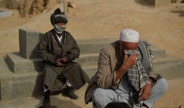 Les familles éplorées enterrent leurs morts à Kunduz, après l'attentat contre une mosquée chiite 