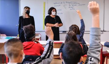 Hommage à Samuel Paty dans sa ville, son collège et à l'Elysée