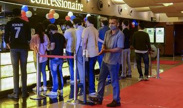 Les cinémas rouvrent leurs portes à Bombay 