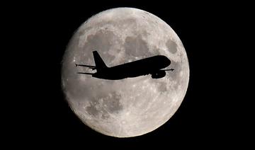Un avion de passagers effectue son approche finale de l'atterrissage à l'aéroport d'Heathrow à Londres (Reuters/photo d'archives) 